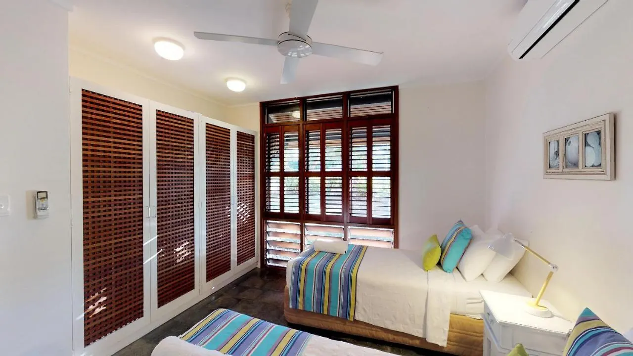 Hotel Wongalinga Mission Beach 4*,